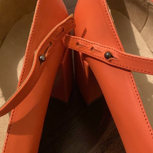 Intentionally Blank Coral Mary Jane - Picture 4 of 6